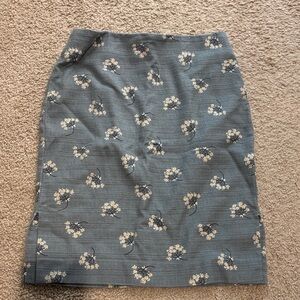 LOFT Gray Floral Pencil Skirt